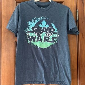 Star Wars Rise of Skywalker Graphic T-Shirt Men’s Small Gray/Blue Top Tee Tv